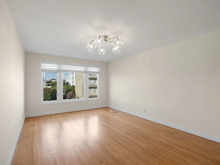 425 Euclid Ave #1077R — Photo 4