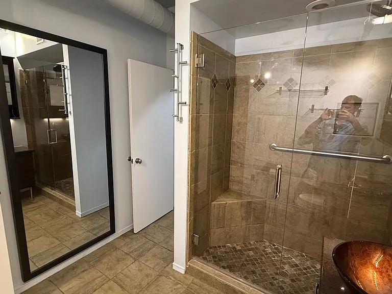 21 6th St #410 — Photo 10