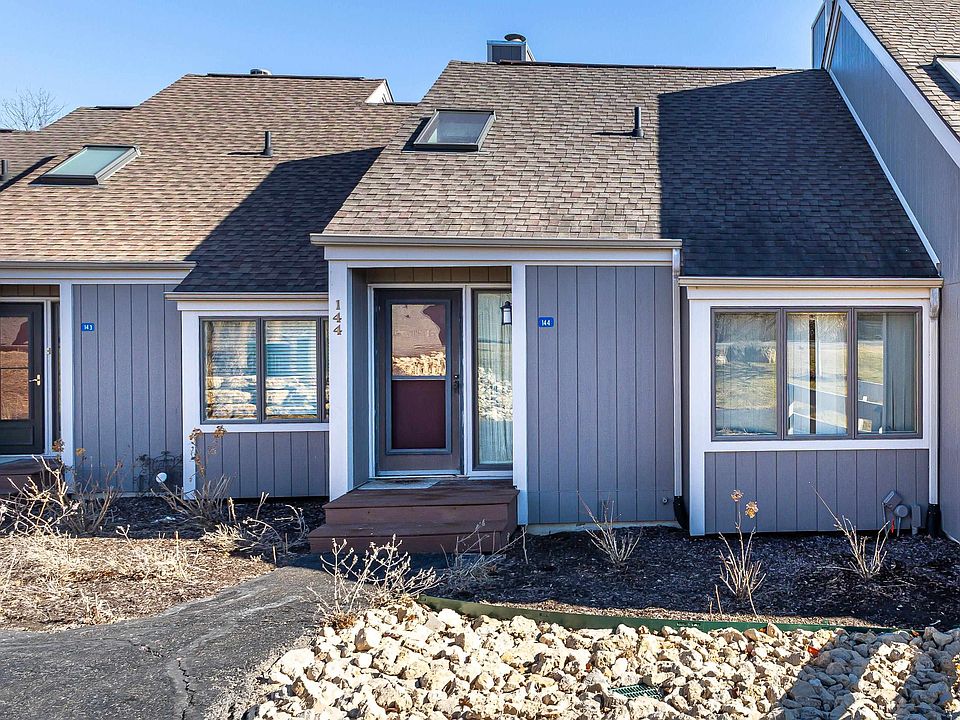 1st image of 144 Plum Cove Dr
