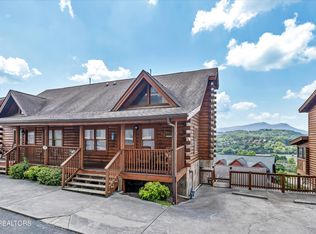 419 Big Bear Way, Pigeon Forge, TN 37863