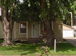 2216 N Howard Ave, Grand Island, NE 68803