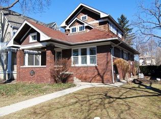 2103 Lincoln St, Evanston, IL 60201