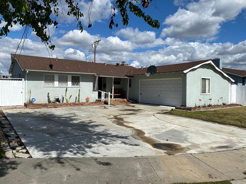 1st image of 9041 Shelley Dr