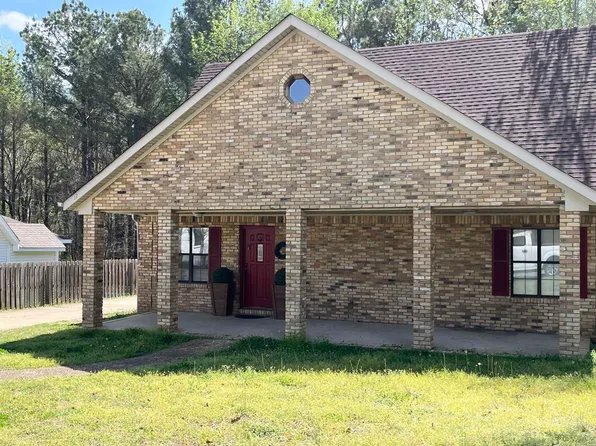 1205 Golf Course Dr, Jonesboro, AR 72404