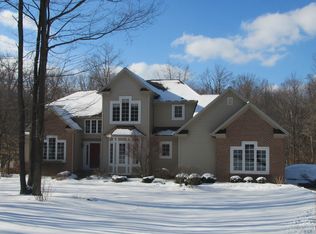 16605 Downey Glen Trl, Chagrin Falls, OH 44023