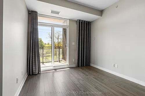 3560 Saint Clair Ave E Photo 1