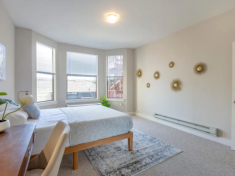 653 Minna St — Photo 14