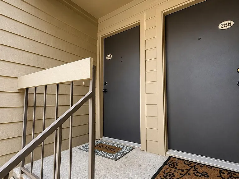 10053 Westpark Dr #288 — Photo 3