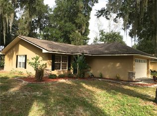 428 Palmetto St, Bowling Green, FL 33834