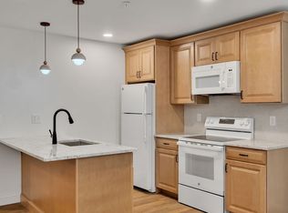 36 Pawling Ave #201, Troy, NY 12180