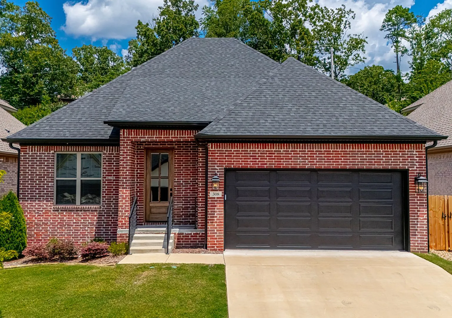 New Construction 3 bed 2 1/2 Bath, 2,020 sqft in West Little Rock — Photo 1