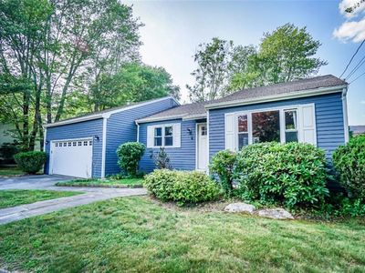 4 Burr Ave, Barrington, RI, 02806