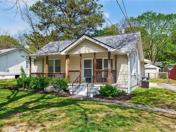 753 Taylor Dr SE, Smyrna, GA 30080