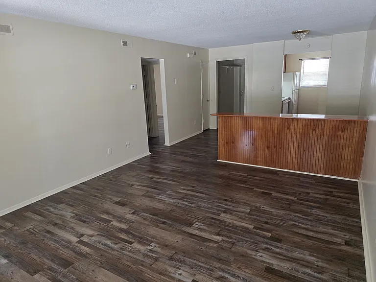 205 Durst Ave W #211B — Photo 3