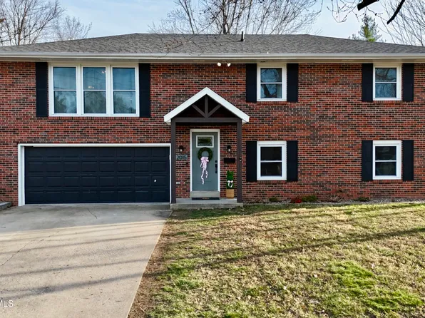 2015 Buehrle Dr, Jefferson City, MO 65109