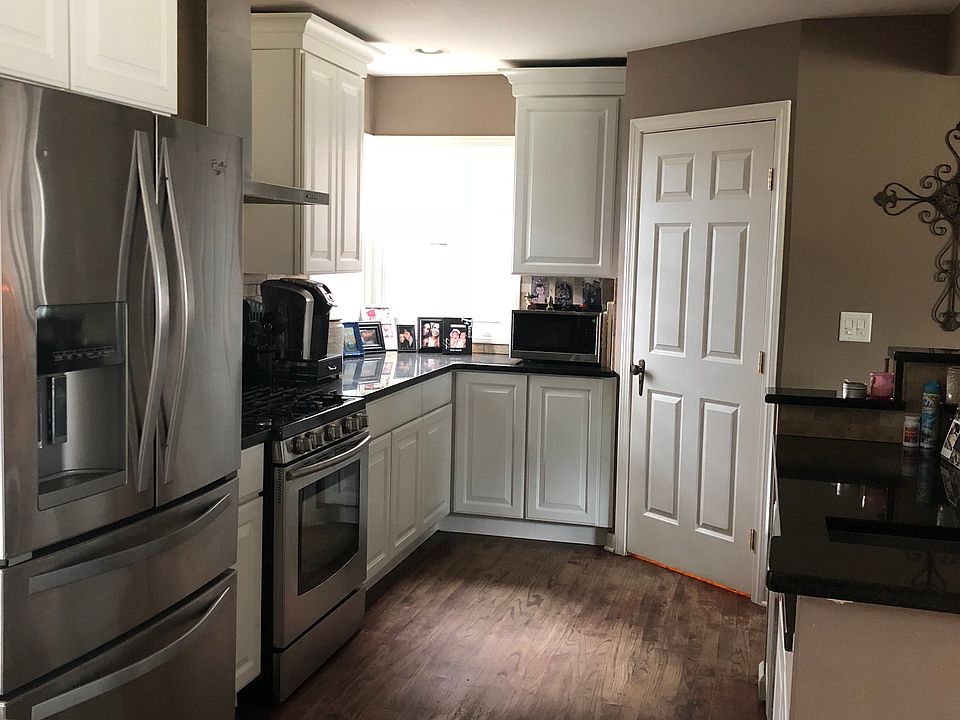 1st image of 531 N Rosevere Ave
