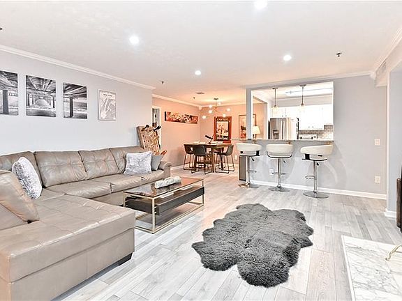 3rd image of 2603 Vinings Central Dr Unit 6/44