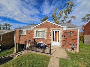 421 Dewalt Dr, Pittsburgh, PA