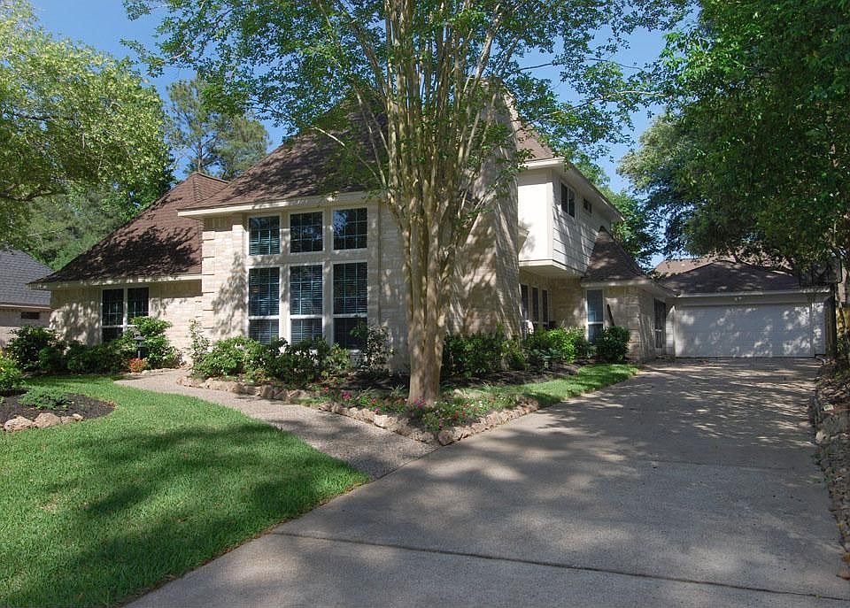 2nd image of 2918 Eagle Creek Dr
