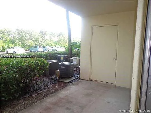 540 S Park Rd #159 — Photo 9