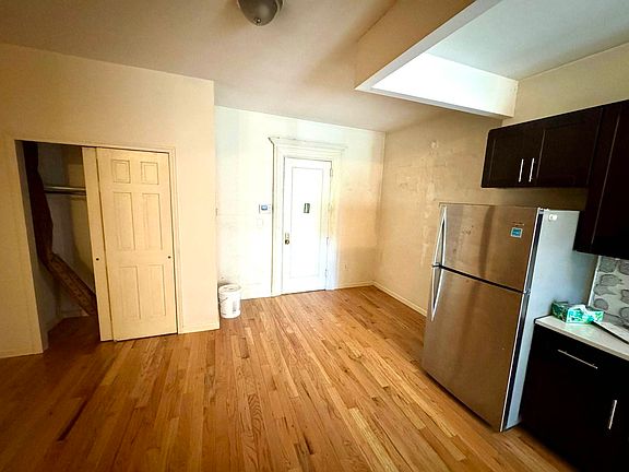 3rd image of 766 Saint Nicholas Ave APT 3B