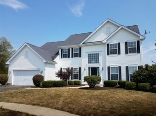 806 S Sparkle Ct, Oswego, IL 60543