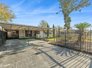 11050 Vailview Dr, Houston, TX 77016