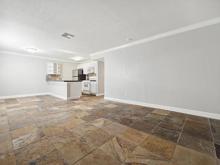2418 Mimosa Dr. — Photo 1