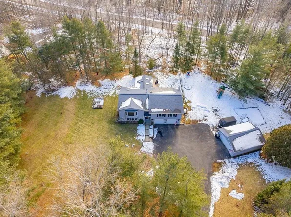 W779 Riverview Court, Fall River, WI 53932