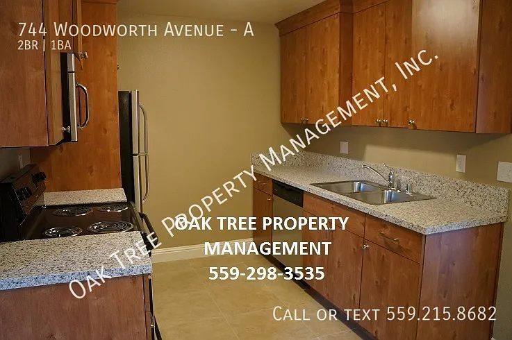 744 Woodworth Ave #A — Photo 4