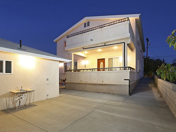3rd image of 10433 Whitegate Ave