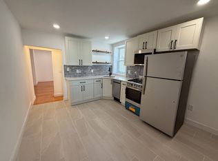 20 Chelsea St, Boston, MA 02128