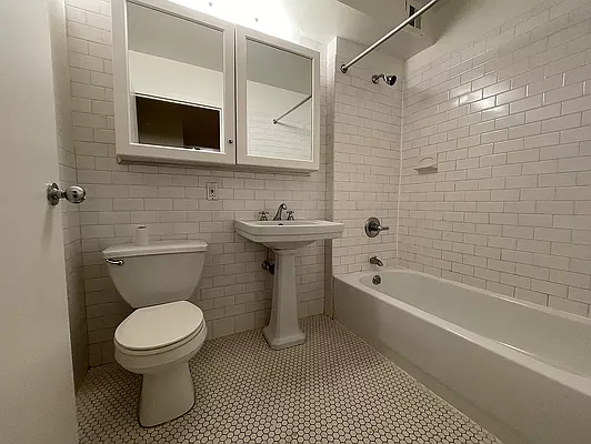 Rented by The Downtown LLC | media 28