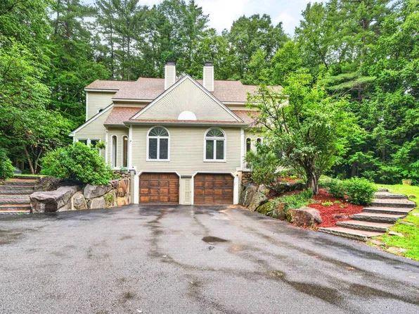 12 Ryan Road #B, Goffstown, NH 03045