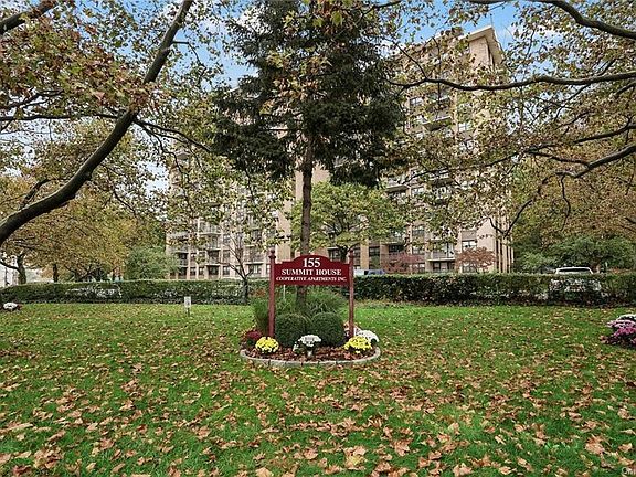 2nd image of 155 Ferris Ave APT 5D