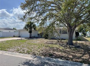10307 Sandpiper Rd W, Bradenton, FL 34209