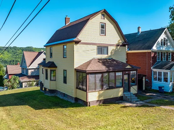 200 E Douglass Ave, Houghton, MI 49931