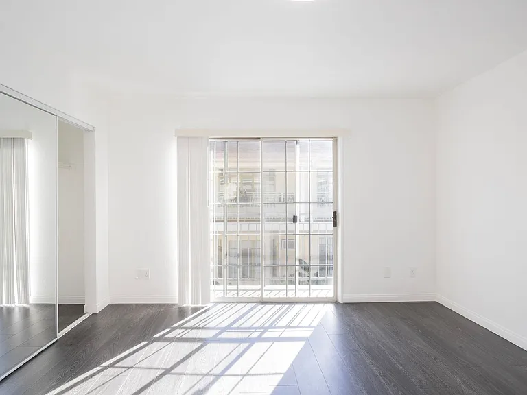 1817 Garfield Pl — Photo 19