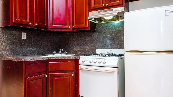 Rented by Nooklyn NYC LLC | media 29