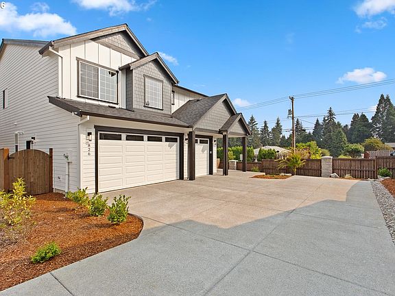 2nd image of 826 Misty Ln
