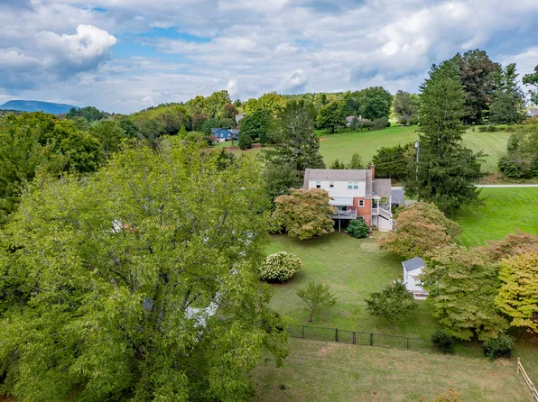 13 Hunter Hill Extension Rd, Lexington, VA 24450