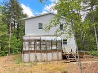 9507 Manderson Dr, Cheboygan, MI 49721
