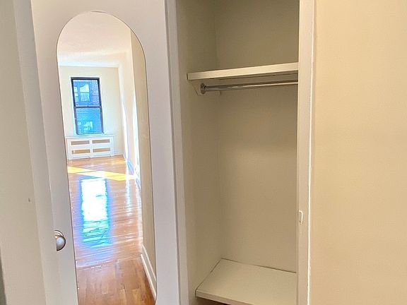 4th image of 415 E 81st St APT 5a