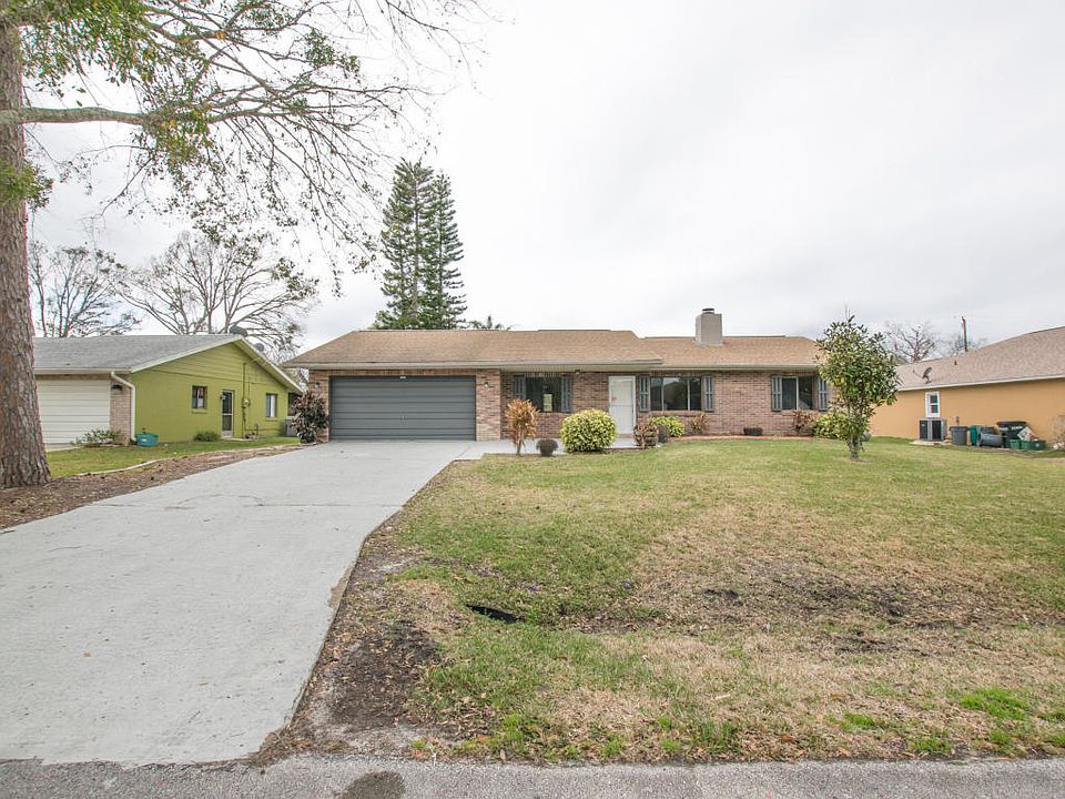 1st image of 2520 Woodland Dr
