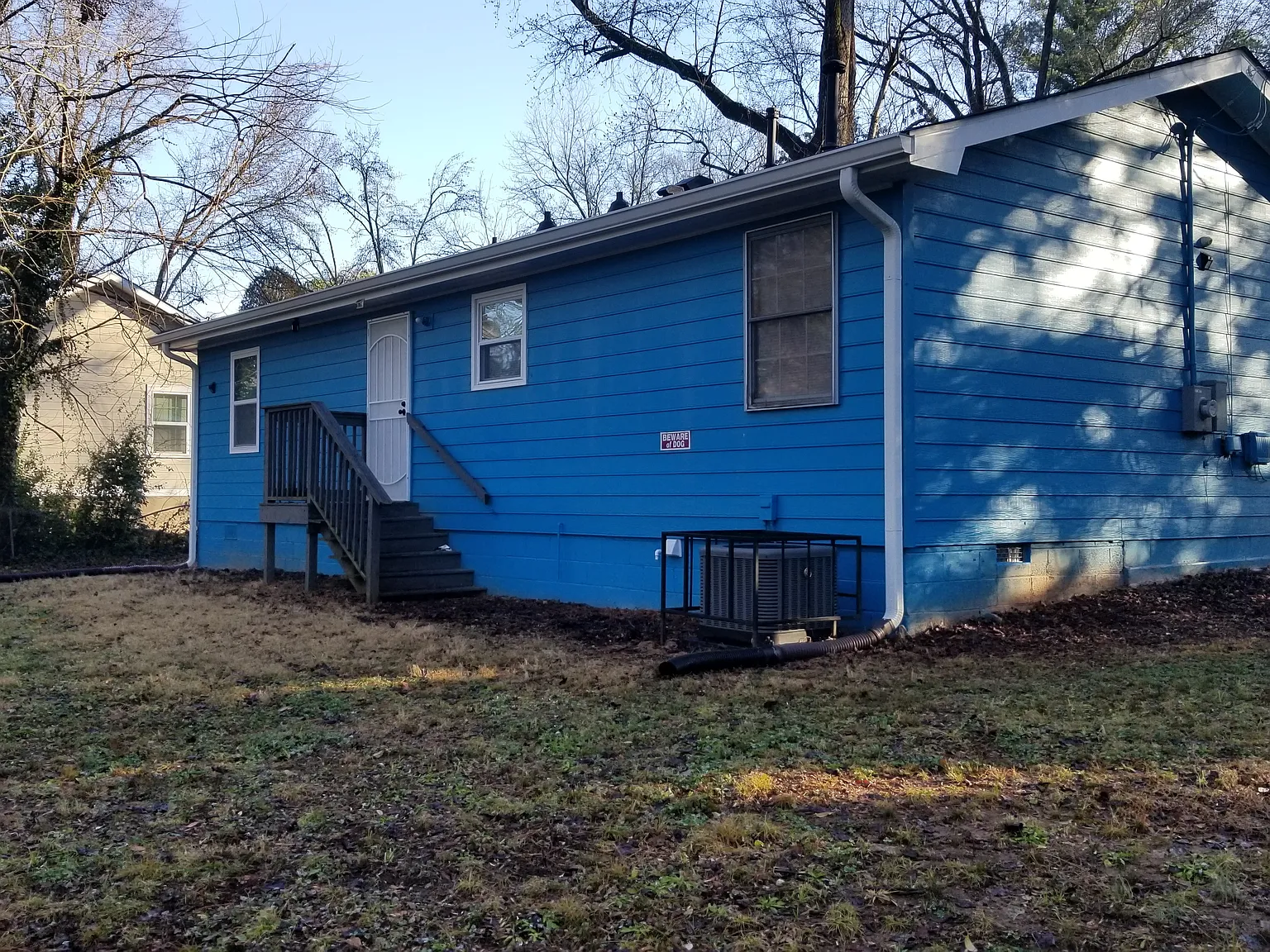 3 bed, 1.5 bath, 1075 sqft, $1,450 — Photo 2