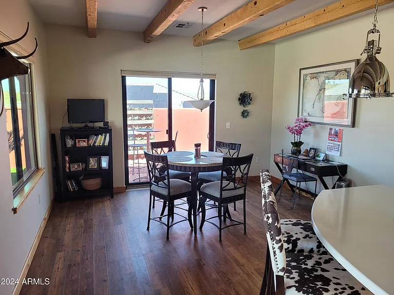 640 Atchison Cir — Photo 3