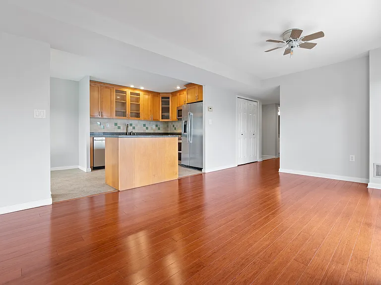 518 Ellery Ct #518 — Photo 1