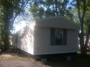 313 Fulkerson Dr TRLR 19, Charlestown, IN