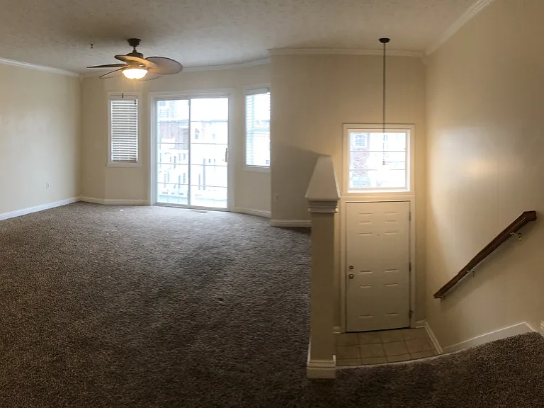 1471 Autumn Oak St — Photo 2