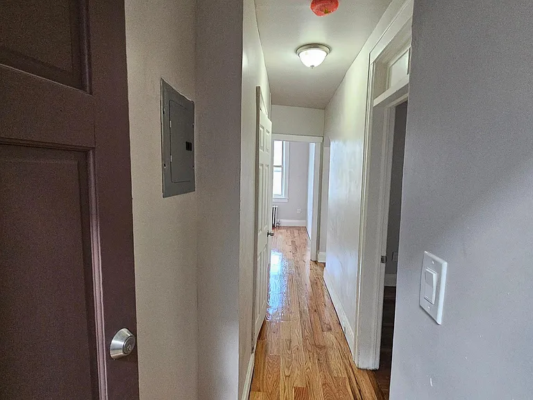 7933 Myrtle Ave #2R — Photo 6